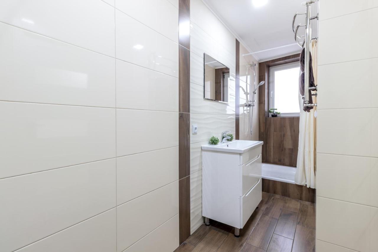 City Center VIP studio apartment Leopoli Esterno foto